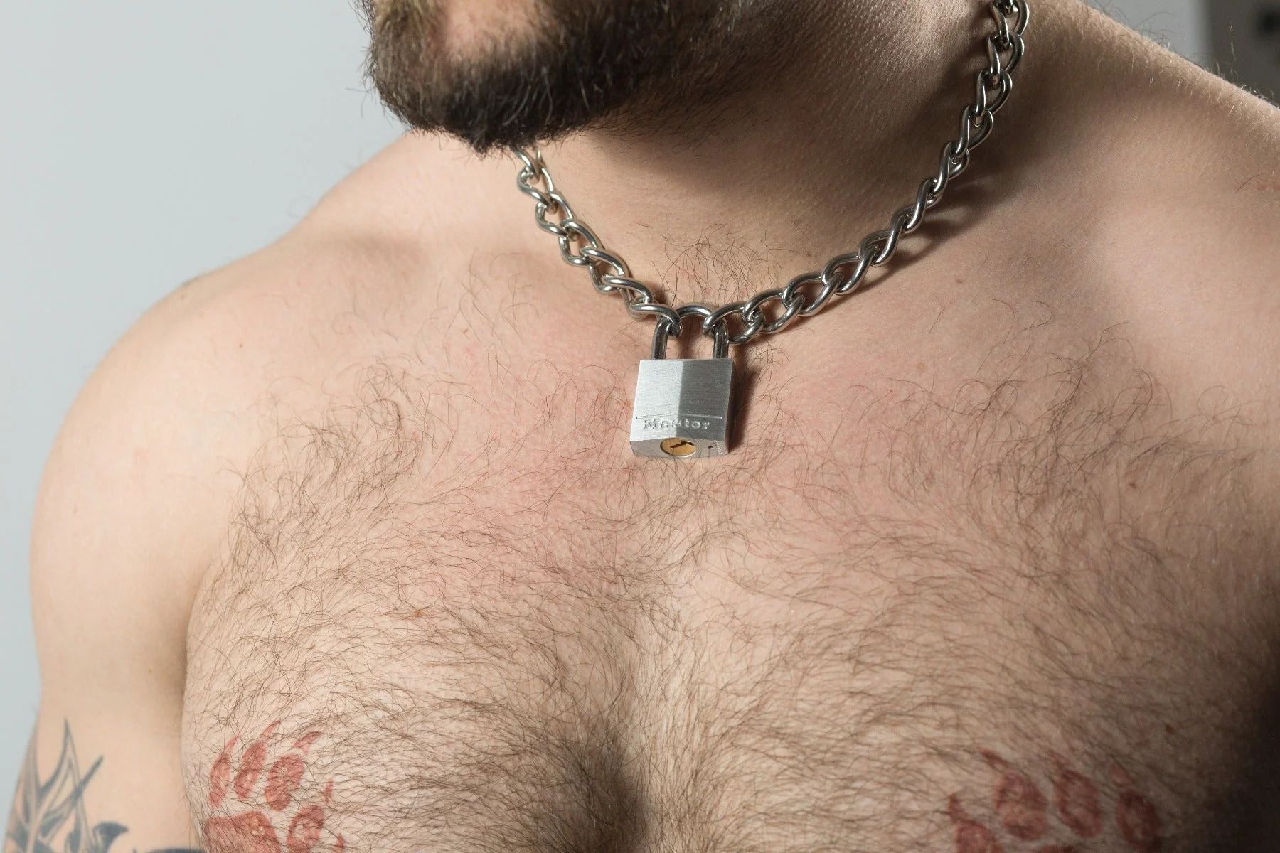 ruff GEAR Boxer Chain 3.6mm with 30mm Master Lock - Image 7